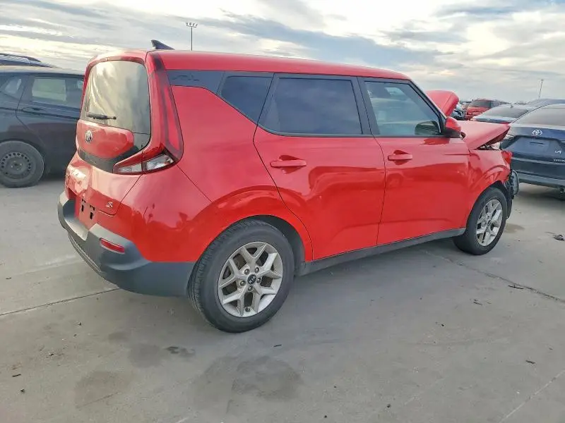 2021 KIA SOUL S  