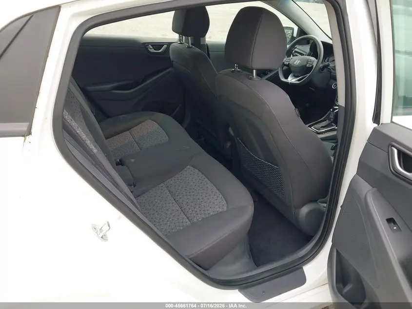 2018 HYUNDAI IONIQ HYBRID BLUE
