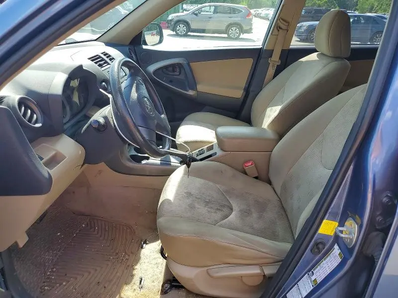 2011 TOYOTA RAV4 BASE  