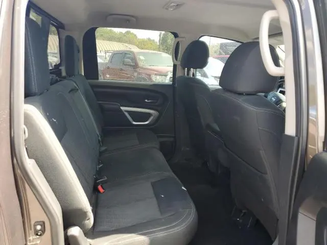 2019 NISSAN TITAN S  