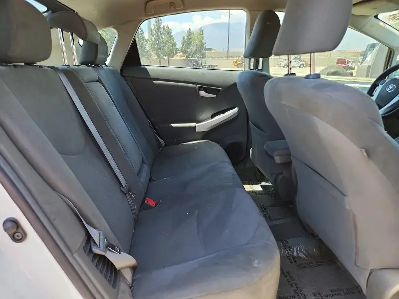 2010 TOYOTA PRIUS II  