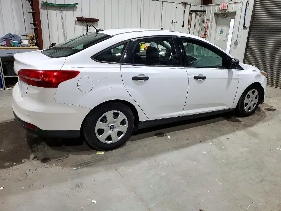 2015 FORD FOCUS S  