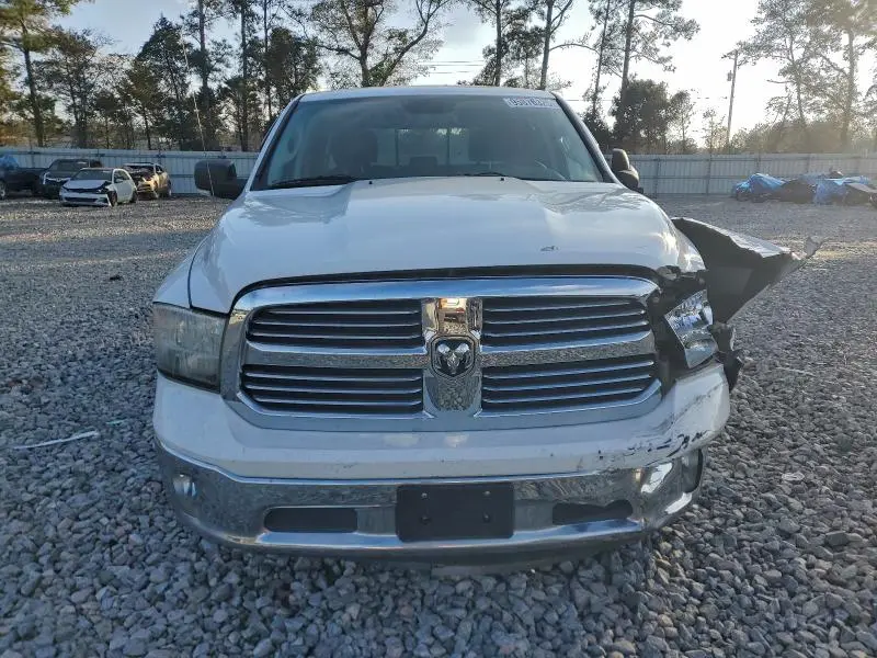 2013 RAM 1500 SLT  