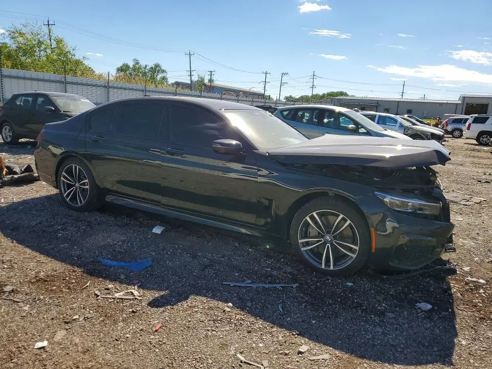 2021 BMW 750 XI  