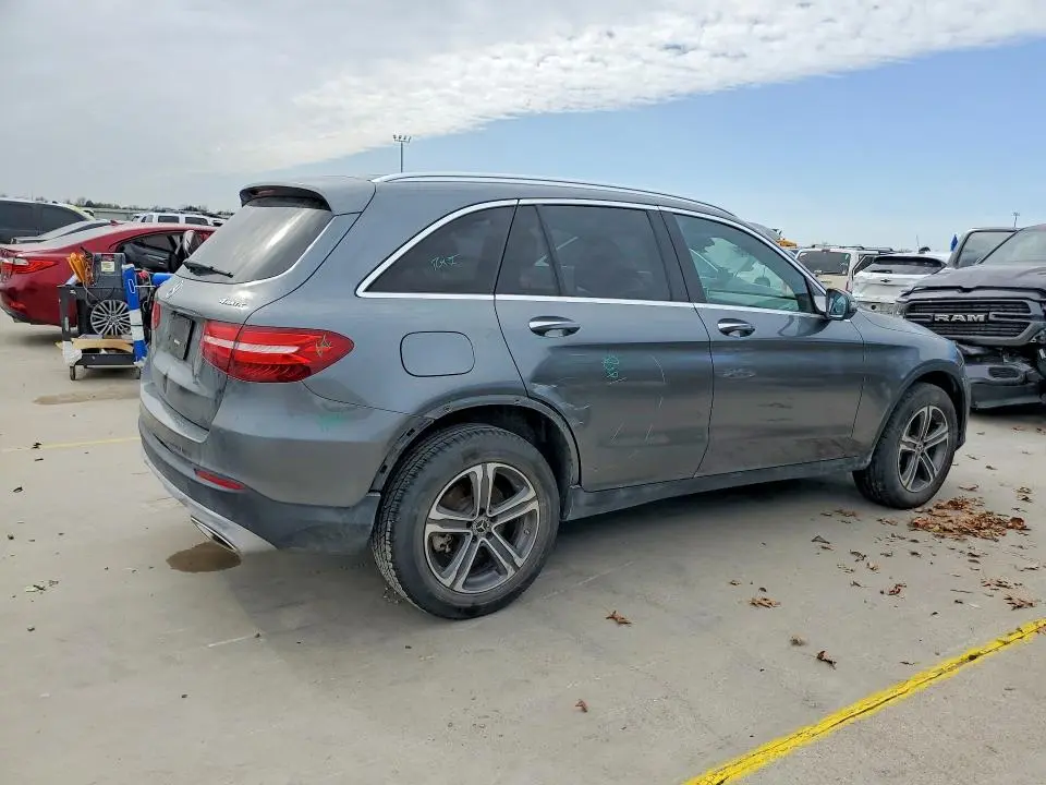 2018 MERCEDES-BENZ GLC 300 4MATIC  