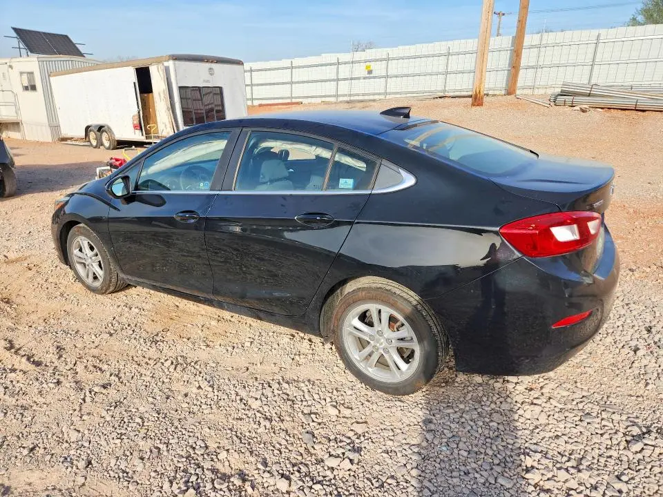 2017 CHEVROLET CRUZE LT  