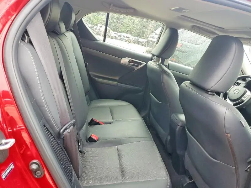 2011 LEXUS CT 200  