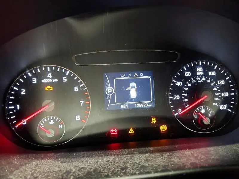 2018 KIA SORENTO LX  
