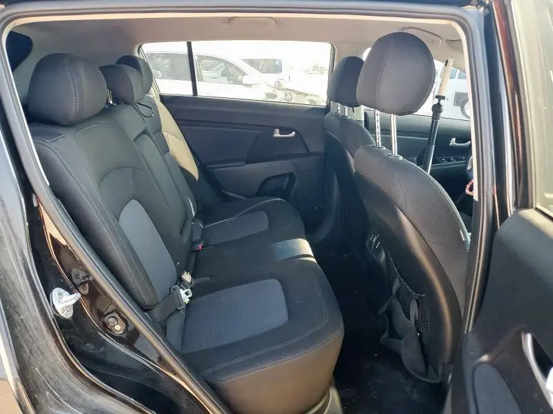 2016 KIA SPORTAGE LX  