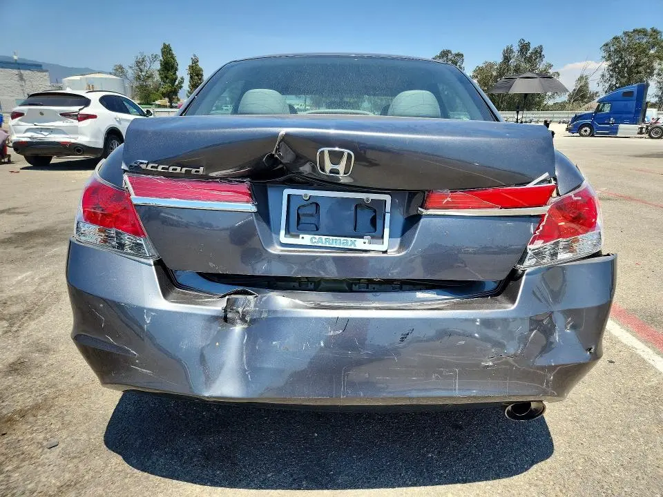 2012 HONDA ACCORD LXP  