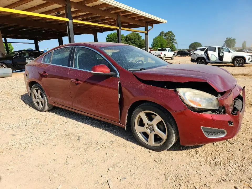 2013 VOLVO S60 T5  