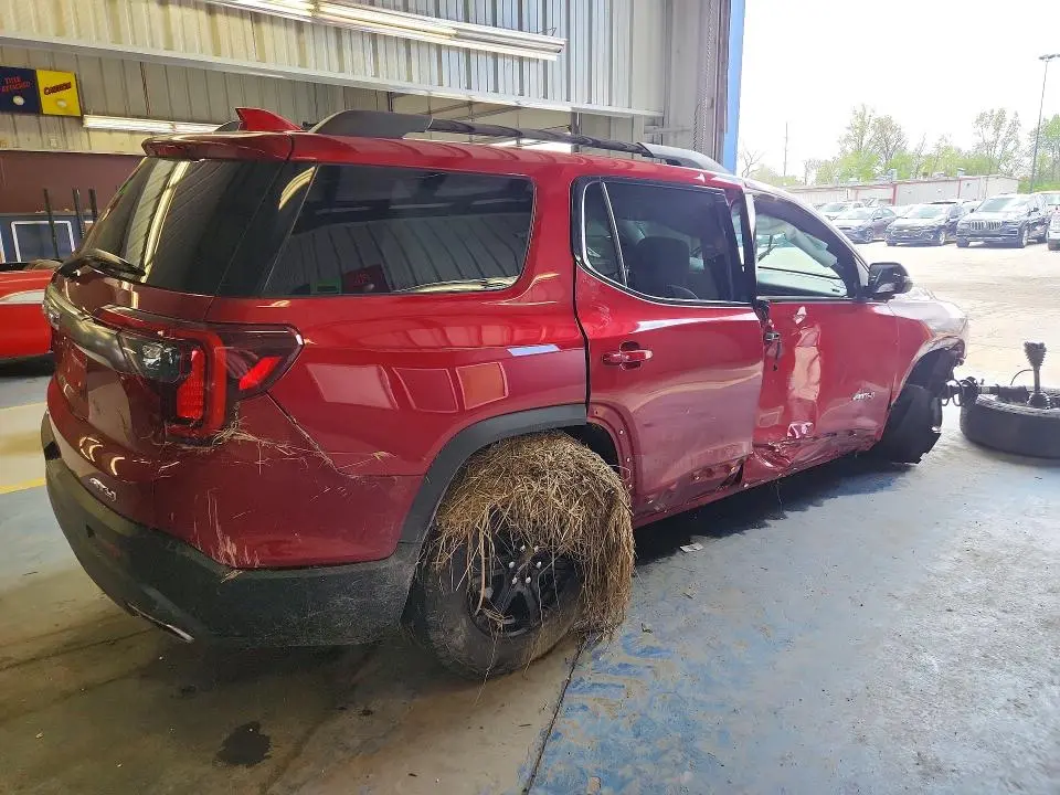 2023 GMC ACADIA AT4  