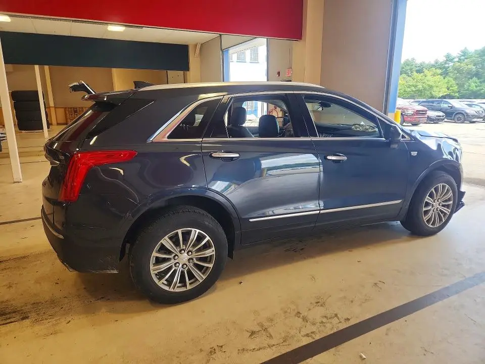2019 CADILLAC XT5 LUXURY  