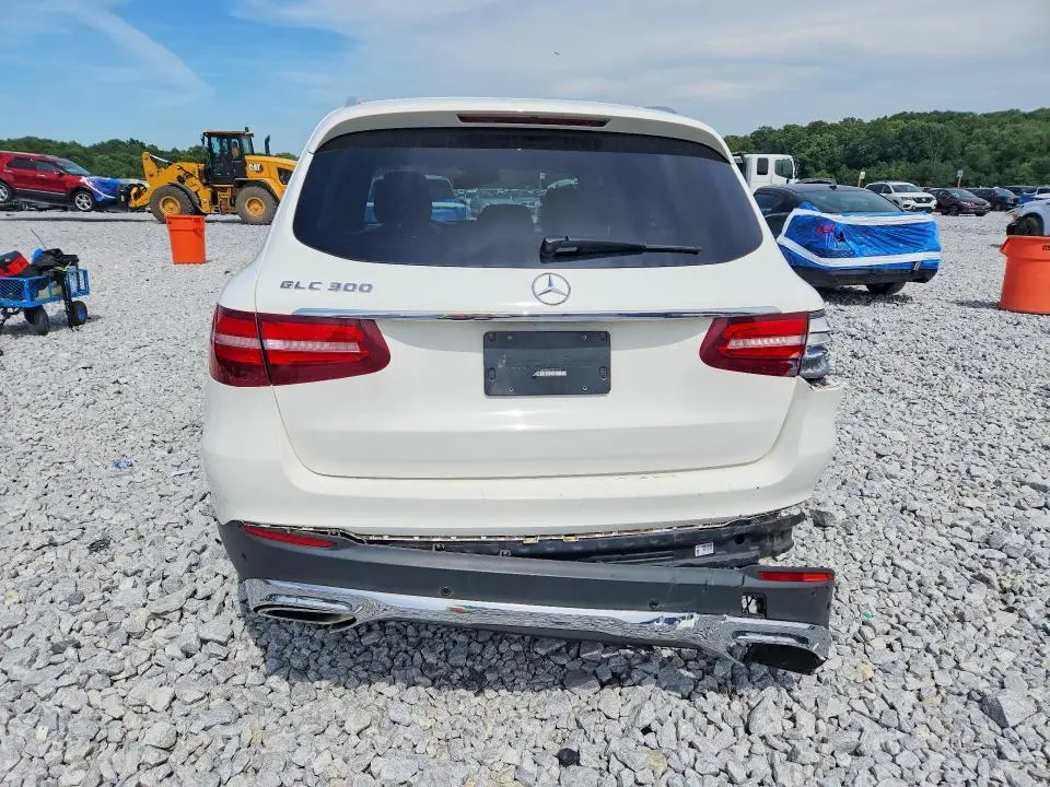 2018 MERCEDES-BENZ GLC 300  