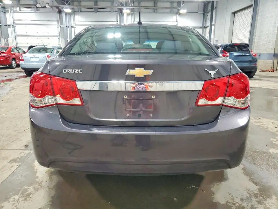 2014 CHEVROLET CRUZE LS  