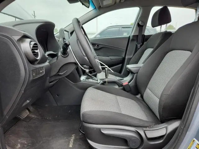 2020 HYUNDAI KONA SE  