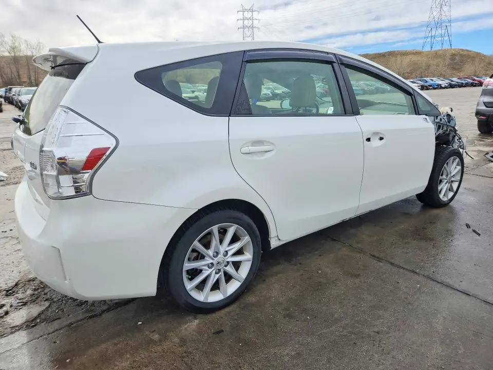 2012 TOYOTA PRIUS V FIVE  