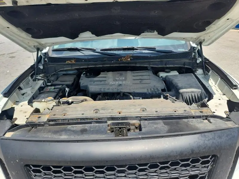 2017 NISSAN TITAN S  