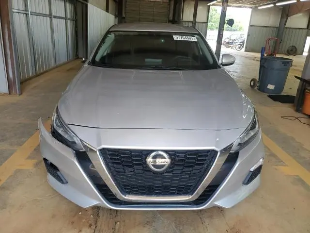 2021 NISSAN ALTIMA SV  