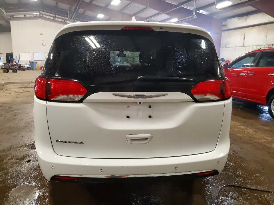 2017 CHRYSLER PACIFICA TOURING L  