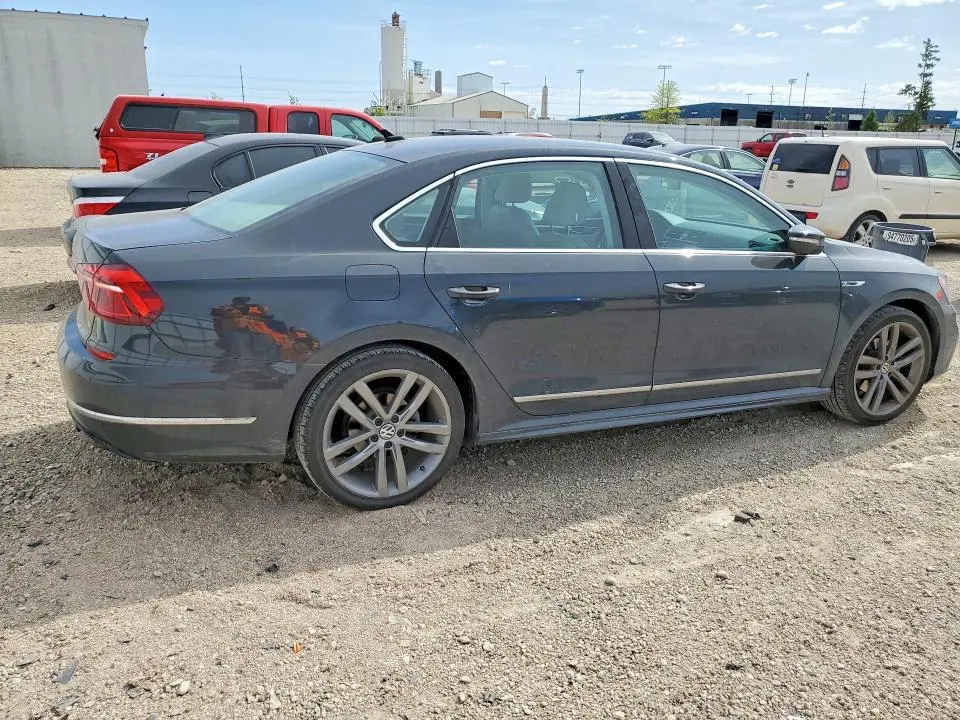 2017 VOLKSWAGEN PASSAT R-LINE  