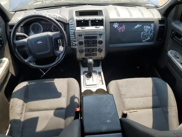 2011 FORD ESCAPE XLT  