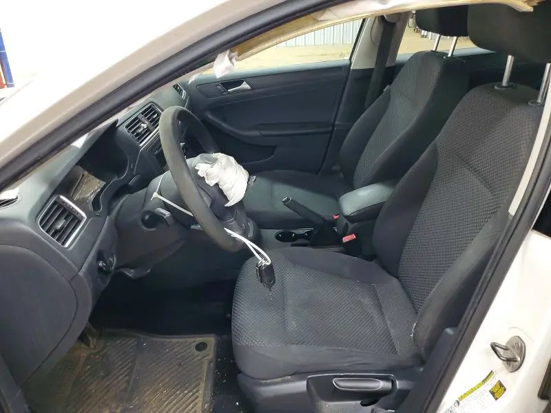 2013 VOLKSWAGEN JETTA BASE  