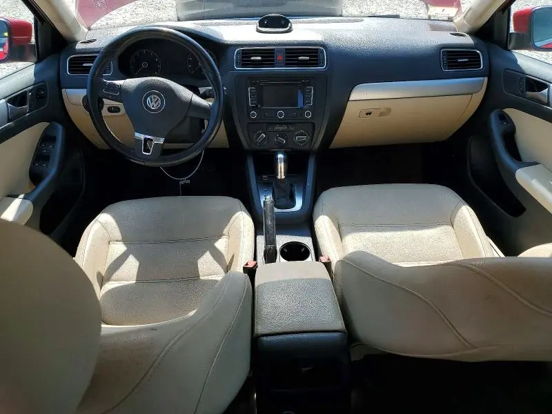 2011 VOLKSWAGEN JETTA SEL  