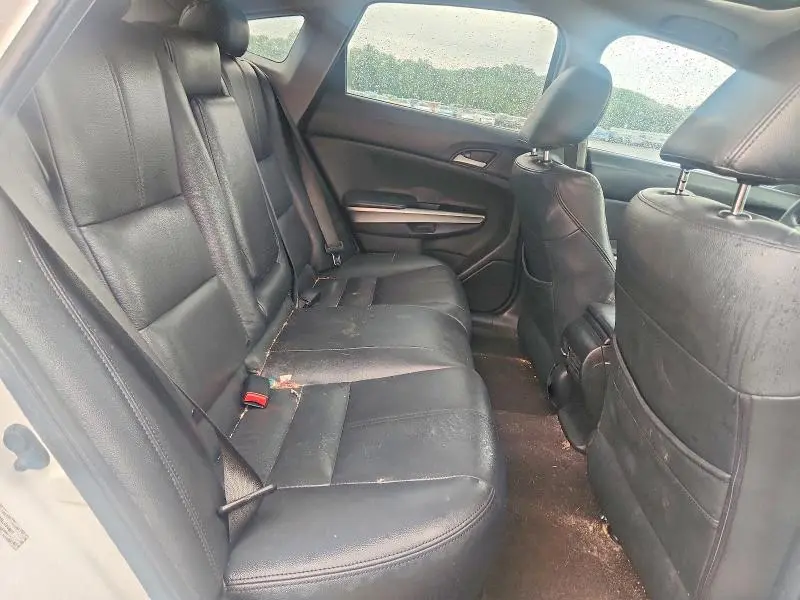 2014 HONDA CROSSTOUR EX  