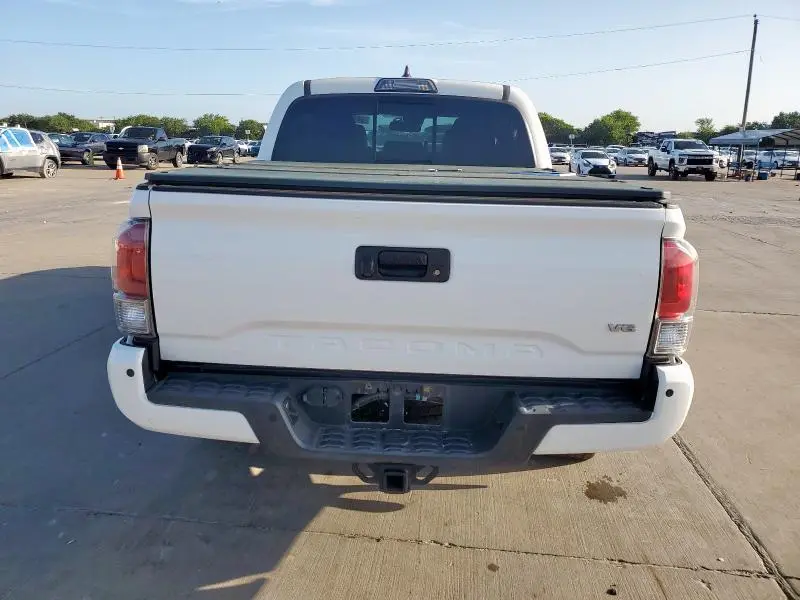 2018 TOYOTA TACOMA DOUBLE CAB  