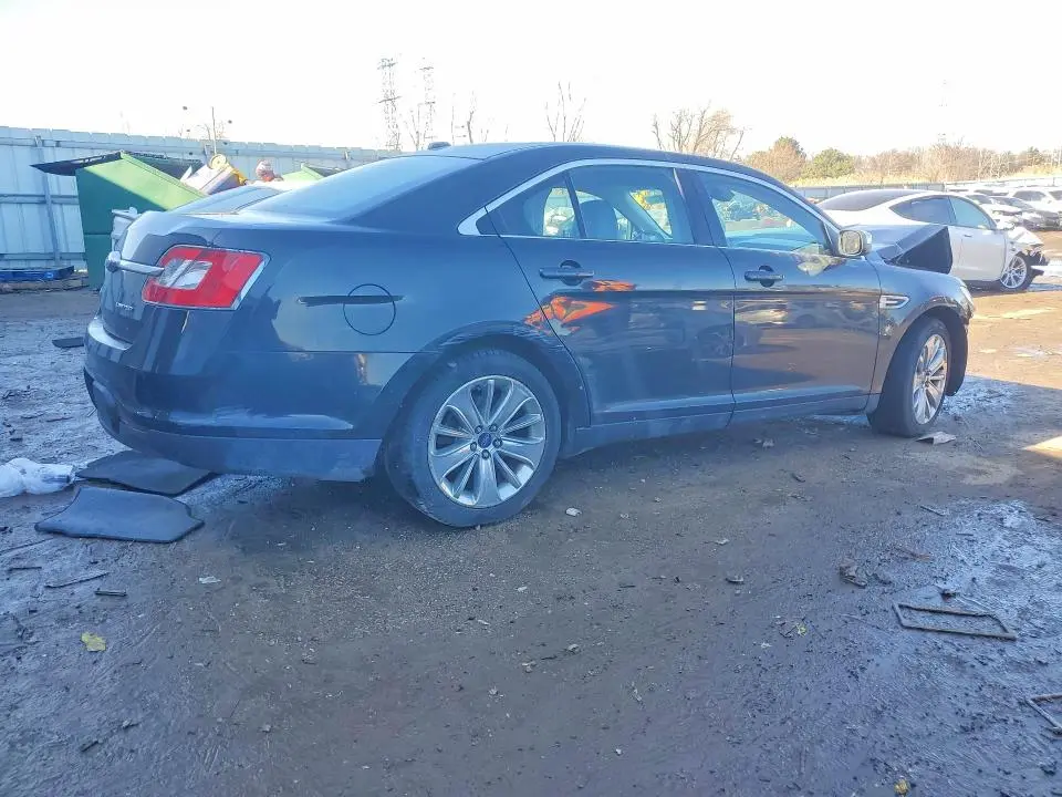 2012 FORD TAURUS LIMITED  
