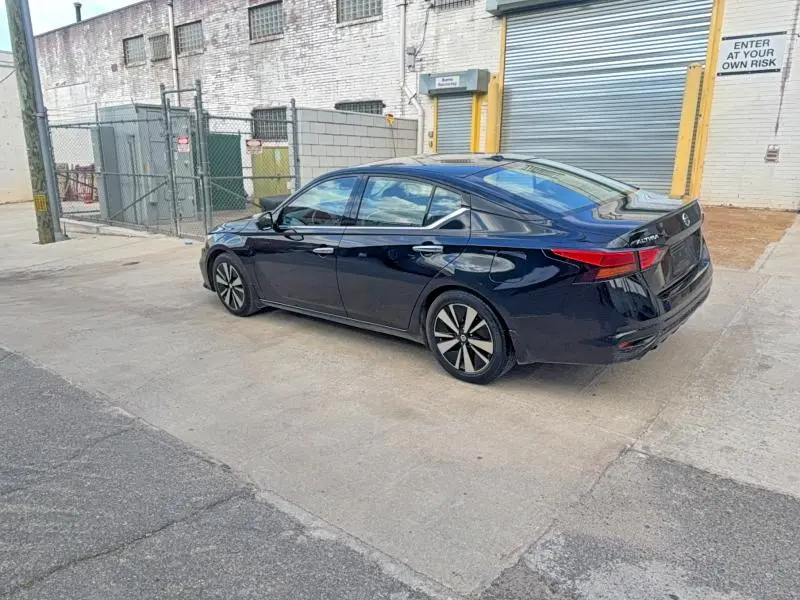 2019 NISSAN ALTIMA SL  