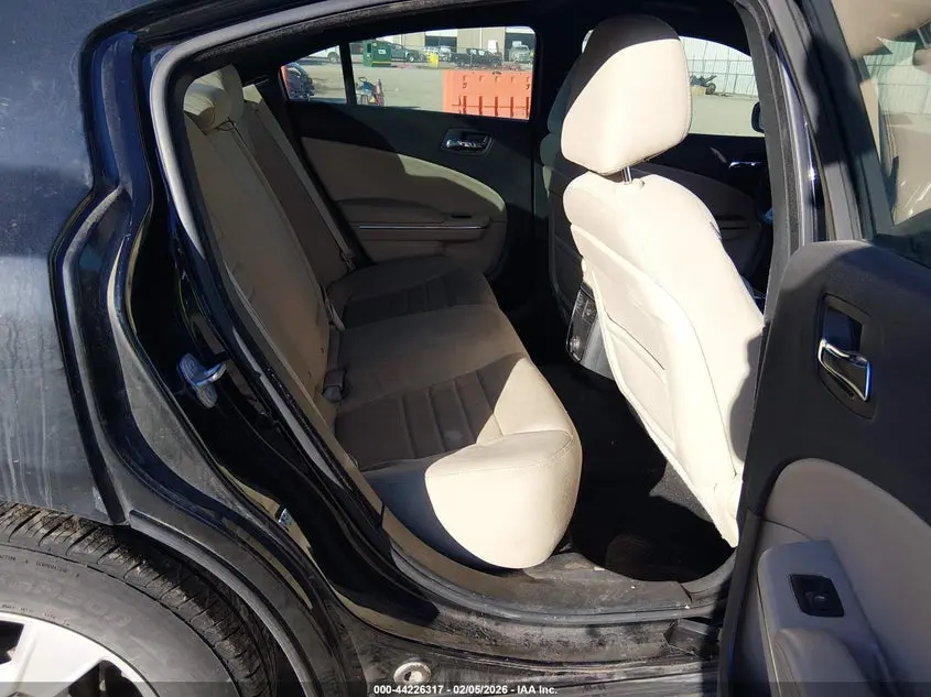 2014 DODGE CHARGER SE