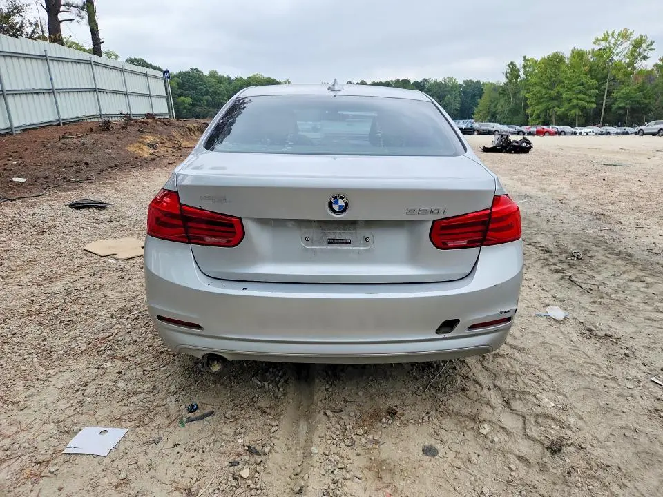 2016 BMW 320 I  