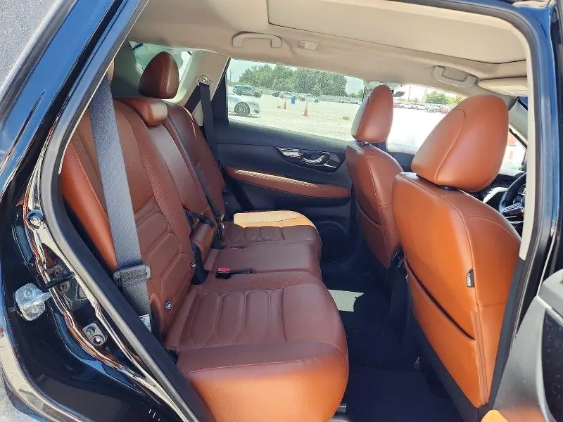 2019 NISSAN ROGUE SL  