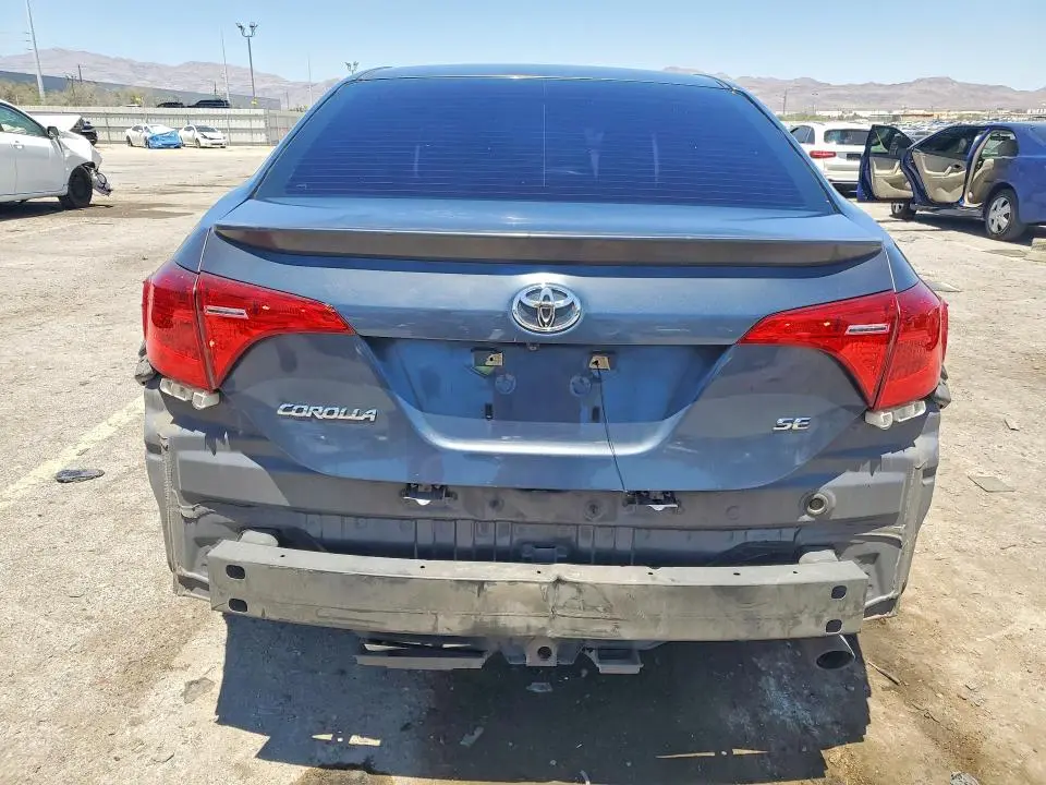 2017 TOYOTA COROLLA SE  