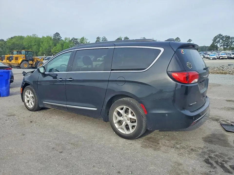 2017 CHRYSLER PACIFICA TOURING L PLUS  
