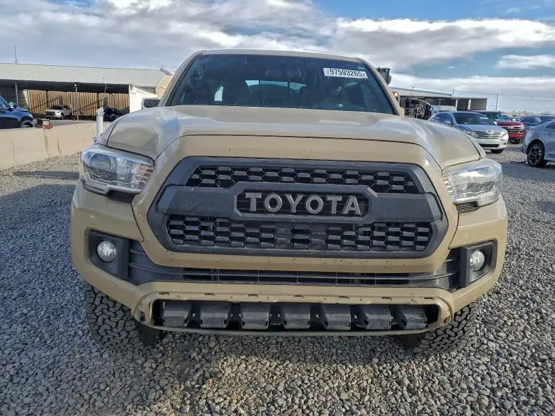 2017 TOYOTA TACOMA DOUBLE CAB  