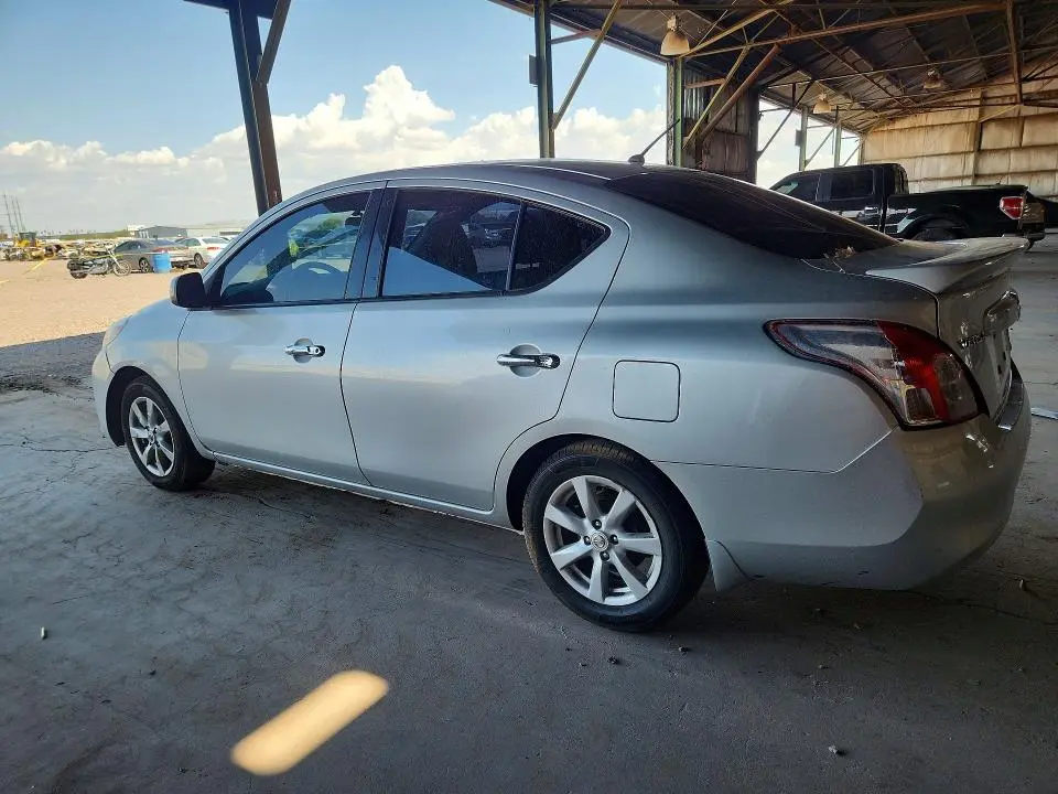 2014 NISSAN VERSA 1.6 SV  