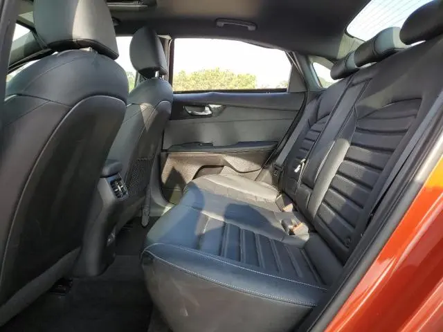 2023 KIA FORTE GT LINE