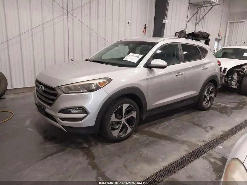 2016 HYUNDAI TUCSON SPORT