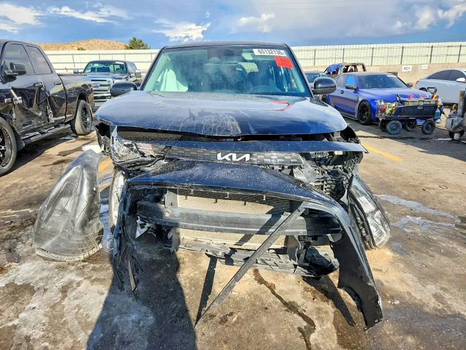 2024 KIA SOUL LX  
