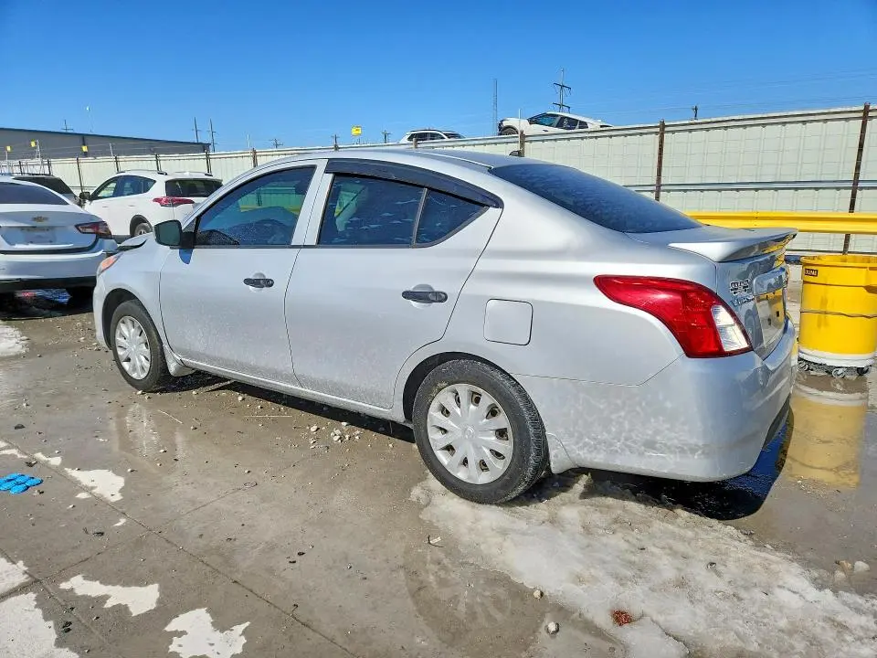 2016 NISSAN VERSA S  