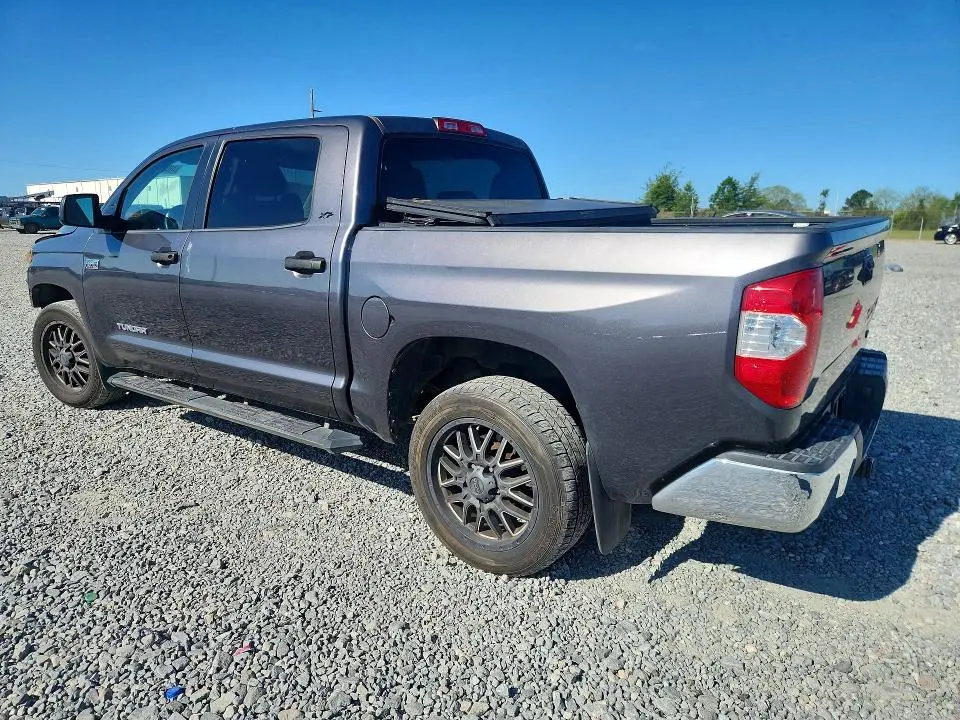 2019 TOYOTA TUNDRA CREWMAX SR5  