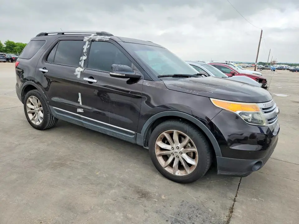 2013 FORD EXPLORER XLT  