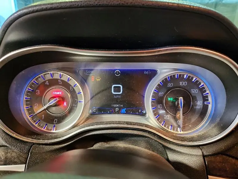 2018 CHRYSLER 300 LIMITED  