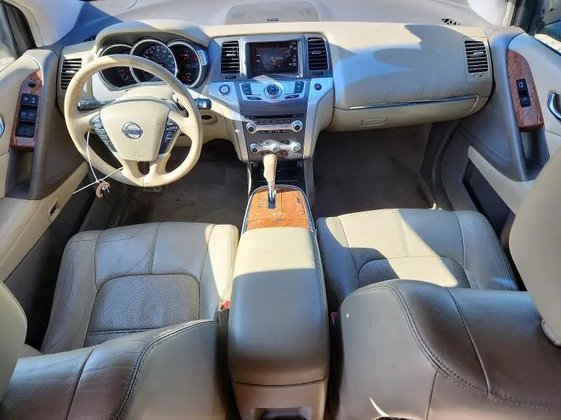 2011 NISSAN MURANO S  