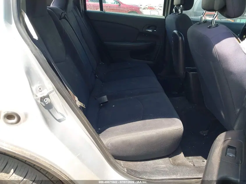 2012 CHRYSLER 200 LX