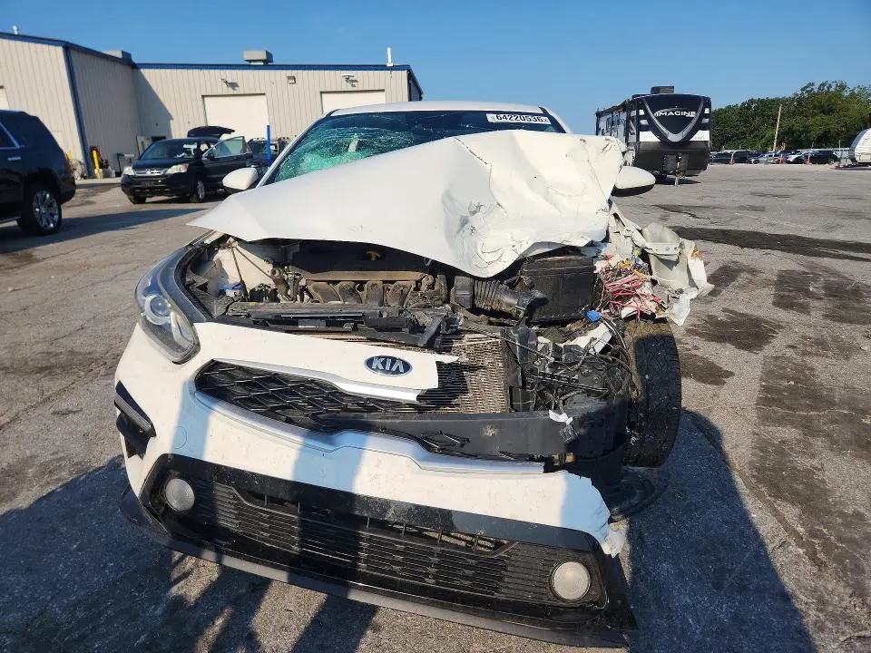 2019 KIA FORTE LXS  