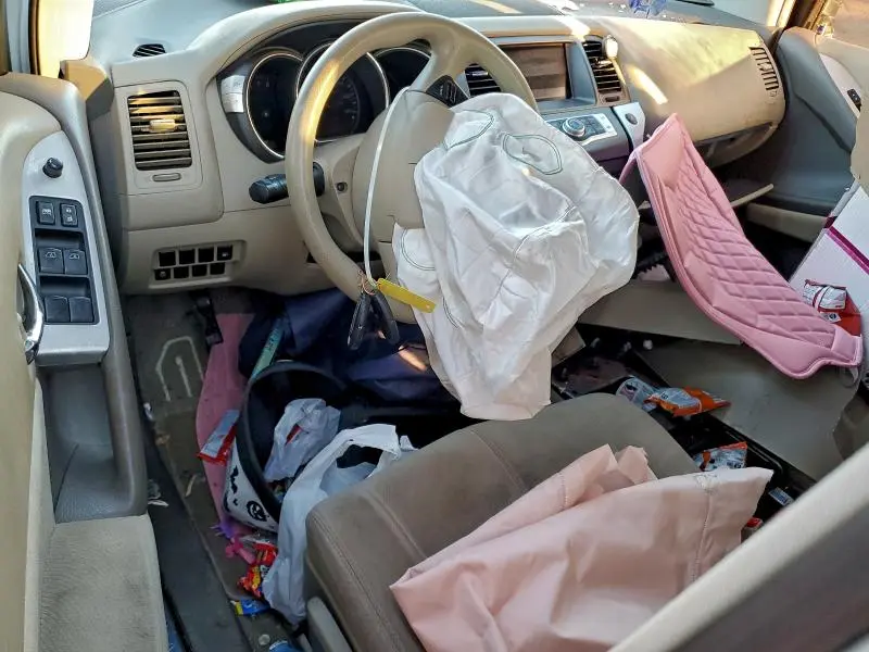 2012 NISSAN MURANO S  